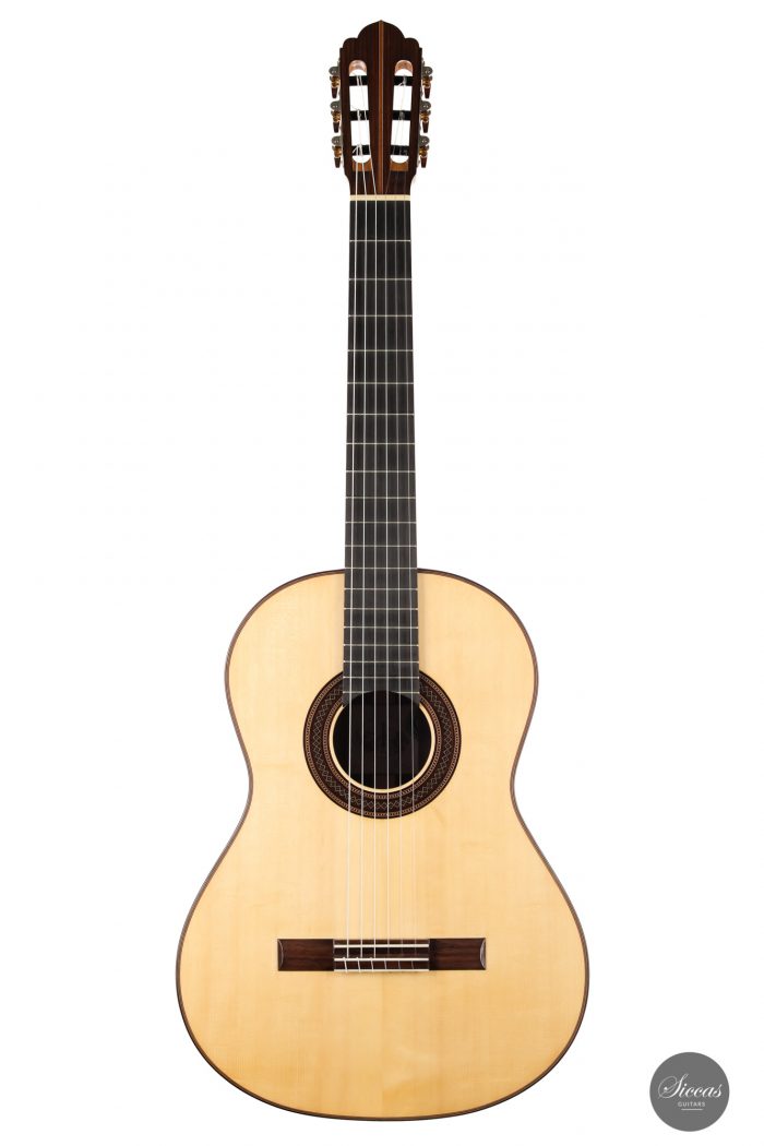 Classical guitar Ángel Gómez de Guillén 2020 1