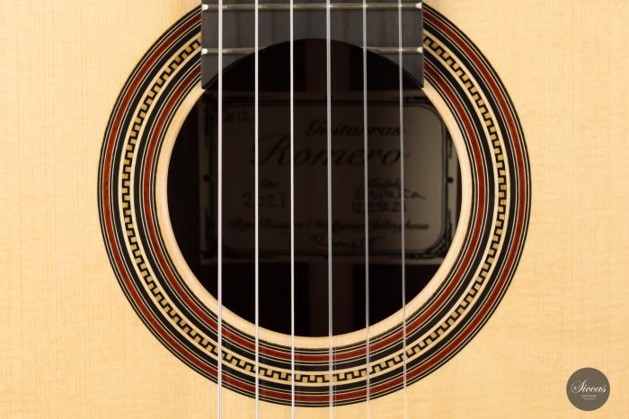 Classical guitar Pepe Romero 2021 4