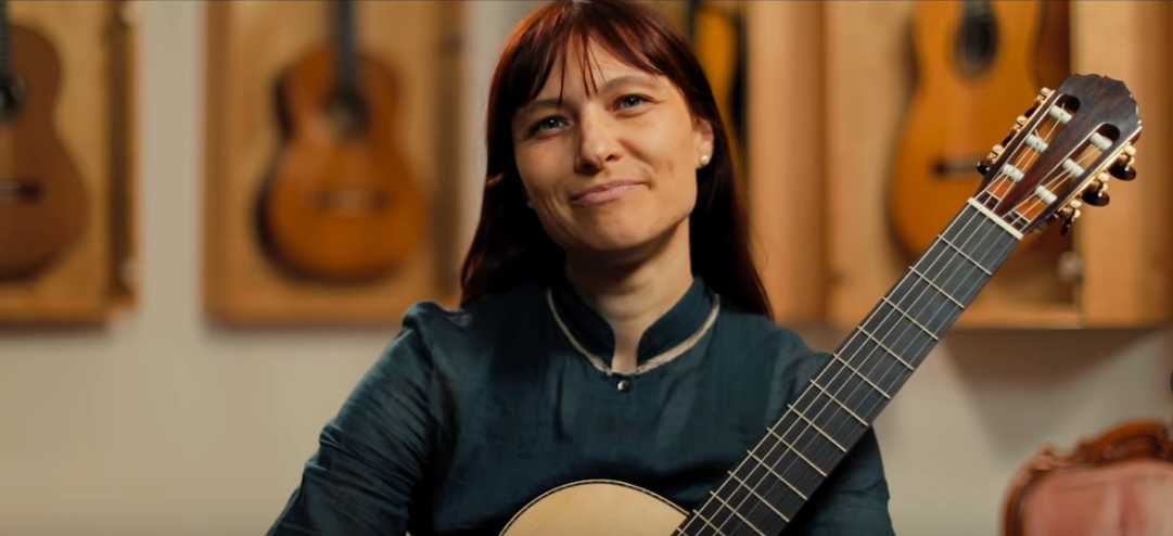 natalia lipnitskaya guitar