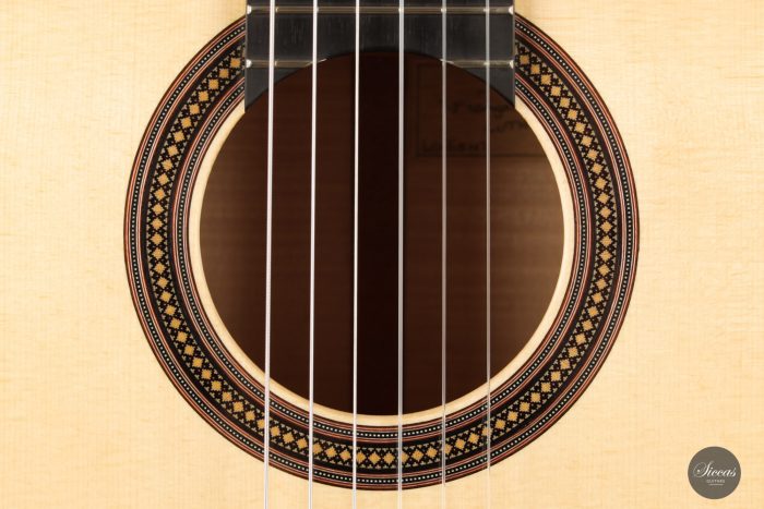 Classical guitar Francois Regis Leonard Maple 2021 4