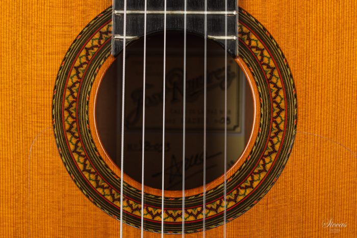 Classical guitar José Ramirez 2008 5