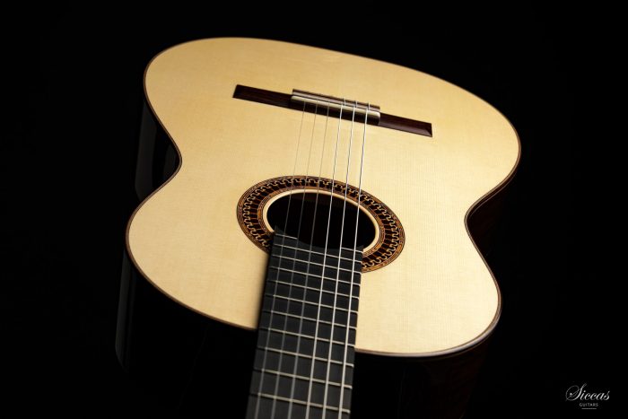 Classical guitar Michael Cadiz Romanillos 2020 18