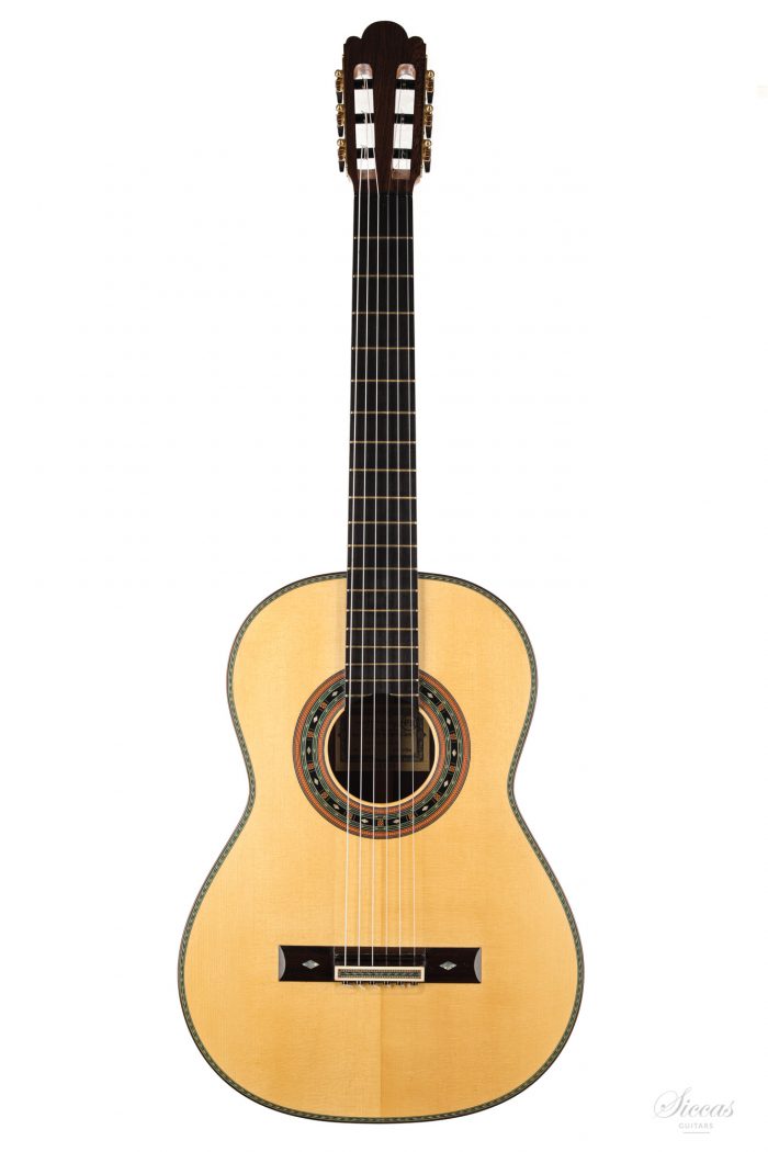 Classical guitar Paulino Bernabé Torres 2020 1