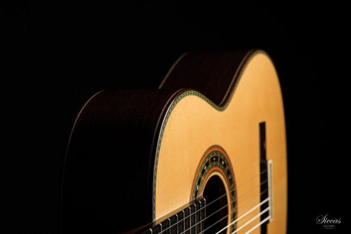 Classical guitar Paulino Bernabé Torres 2020 21