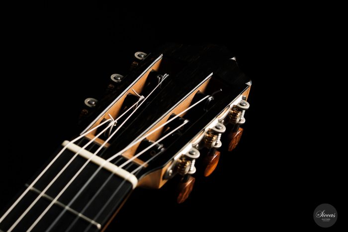Classical guitar Mijail Kharash 2020 15